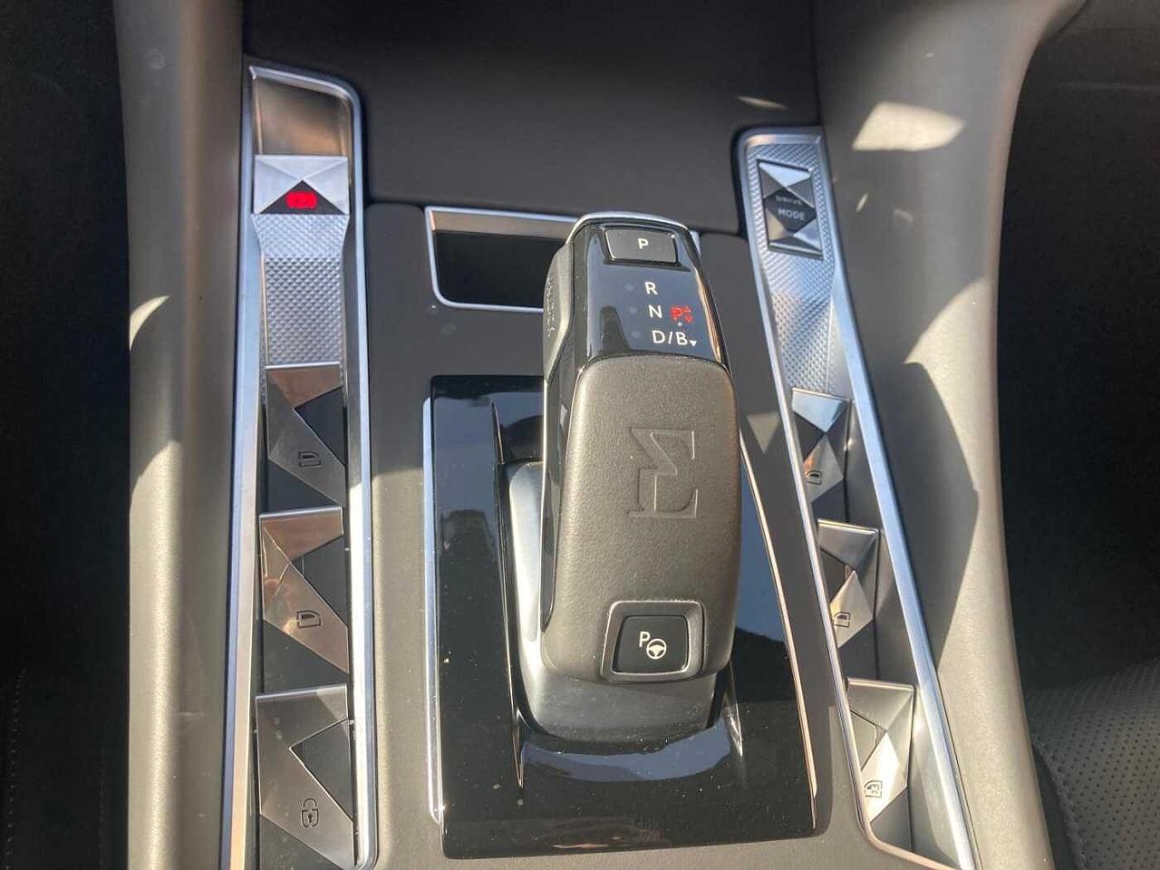 DS DS DS 9 usata, con attacchi isofix (sedile passeggero e 2 posteriori)