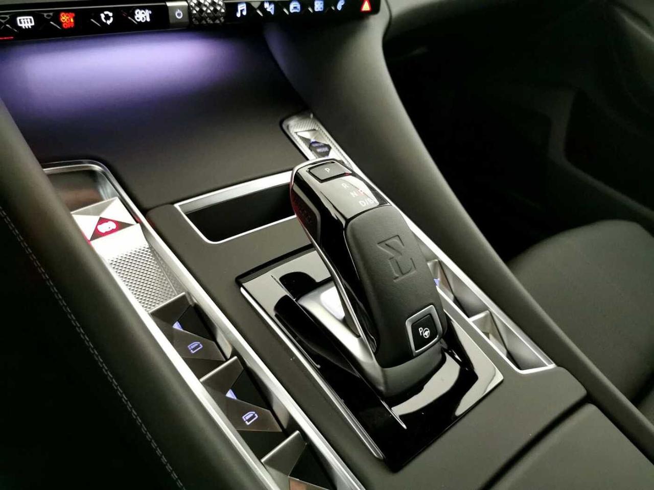 DS DS DS 9 usata, con 4 porte