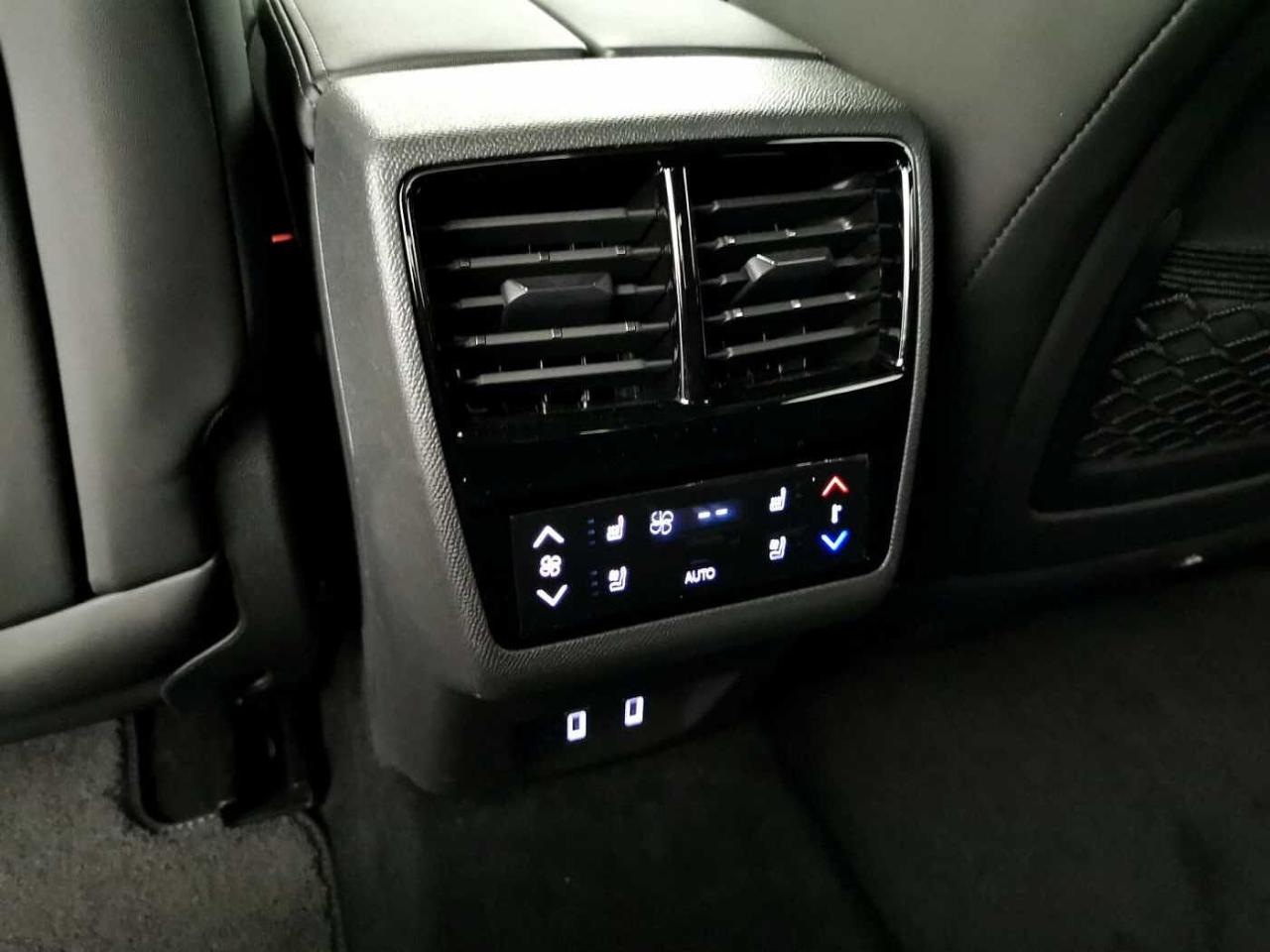 DS DS DS 9 usata, con sedili riscaldabili