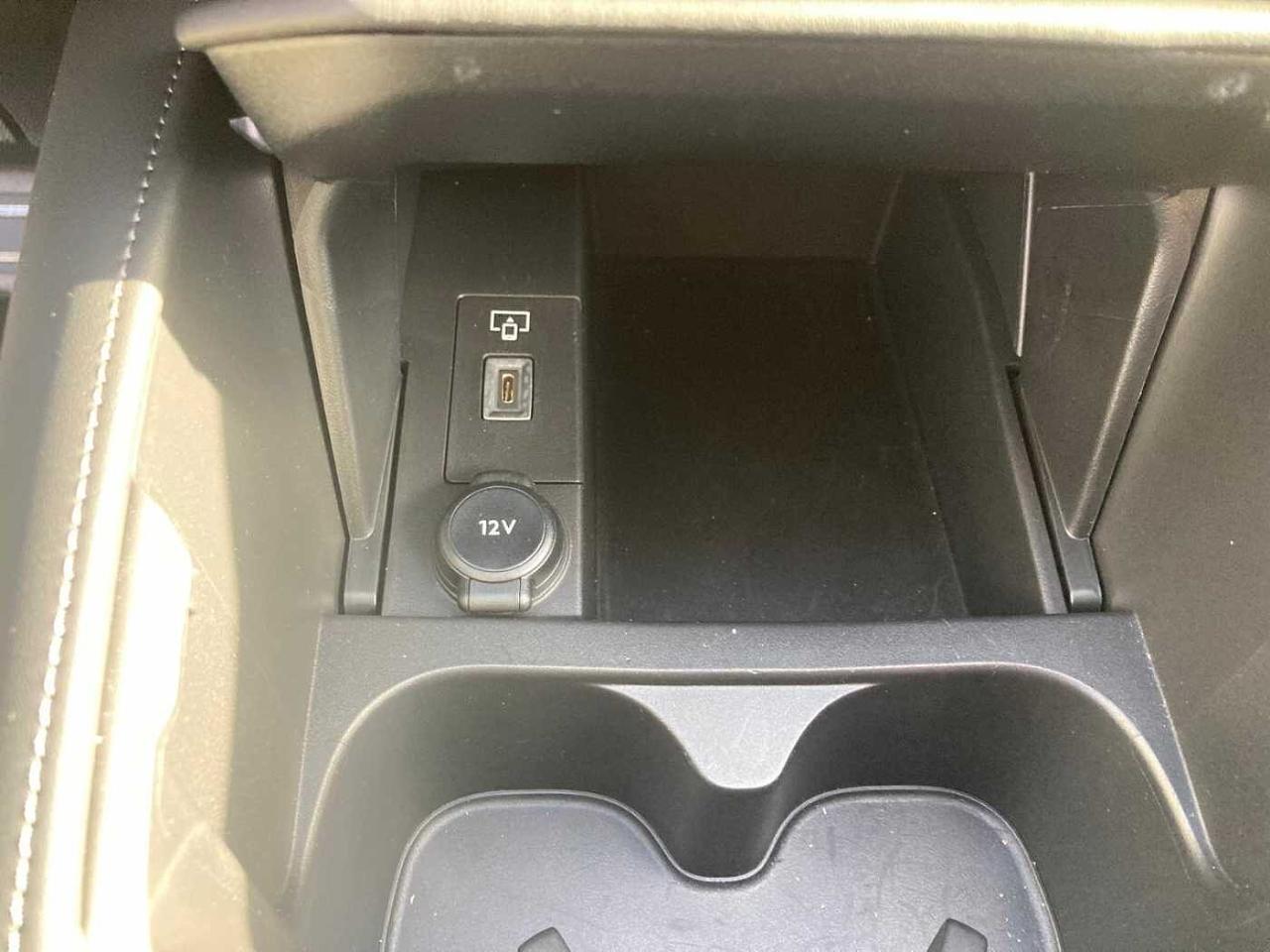 DS DS DS 9 usata, con cavo monofase modo 2 da 1,8 kw (8a)