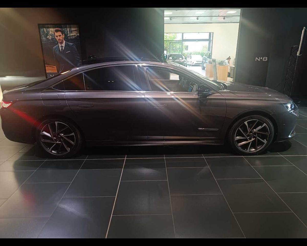 DS DS DS 9 usata, con 8 marce