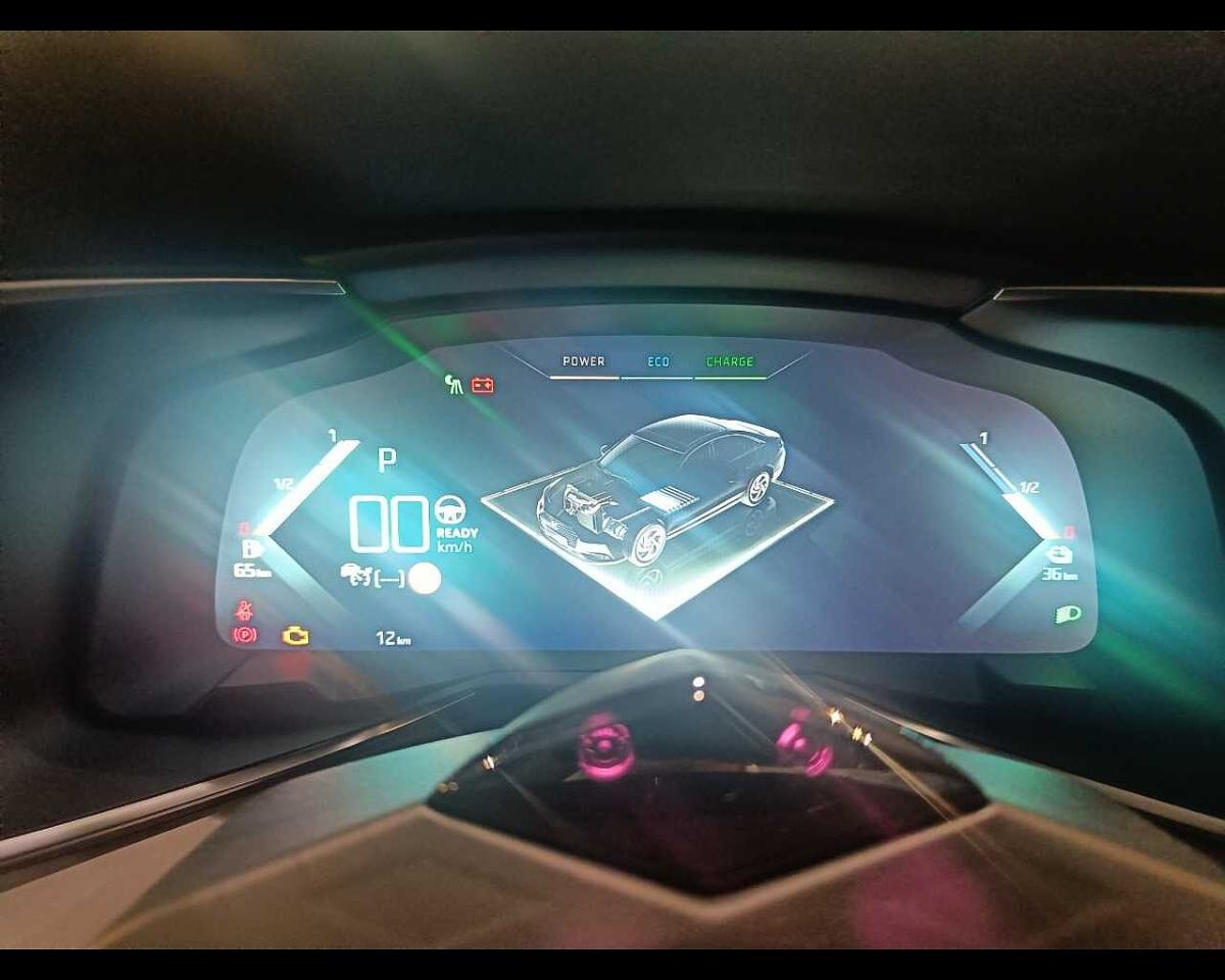 DS DS DS 9 usata, con cerchi in lega leggera