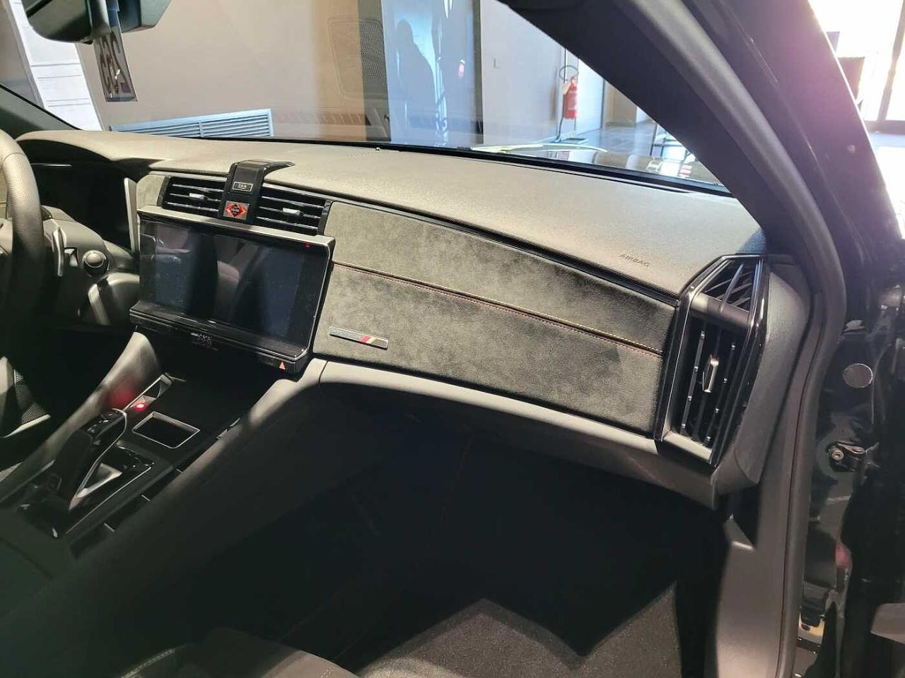 DS DS DS 9 usata, con android auto & apple carplay