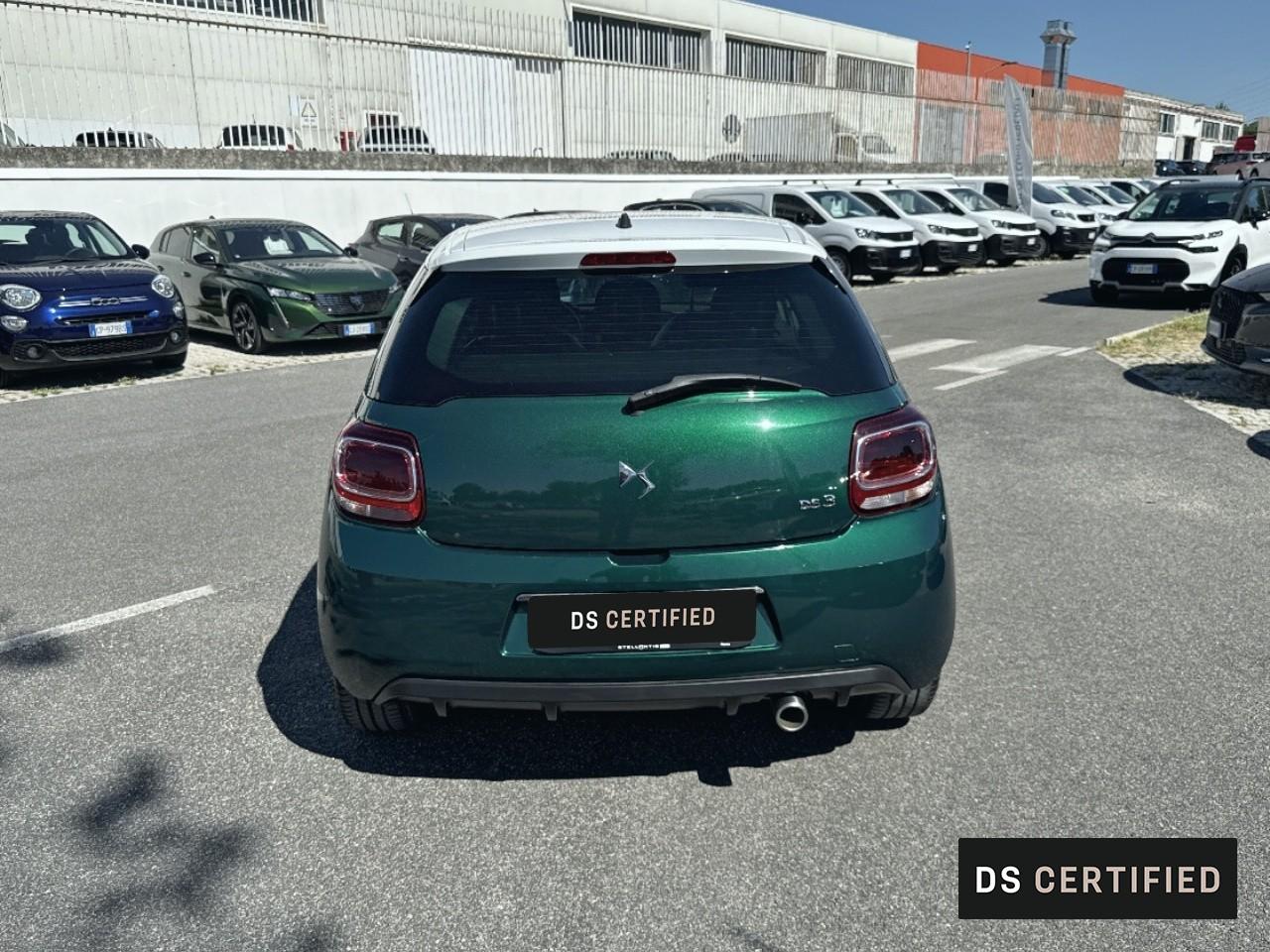 DS DS DS 3 usata, con comandi media touch screen