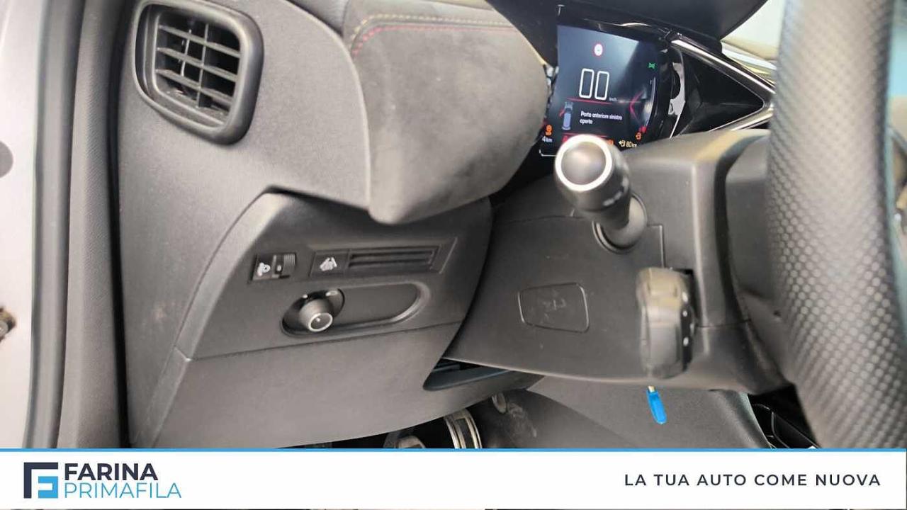 DS DS DS 3 usata, con assistenza alla frenata