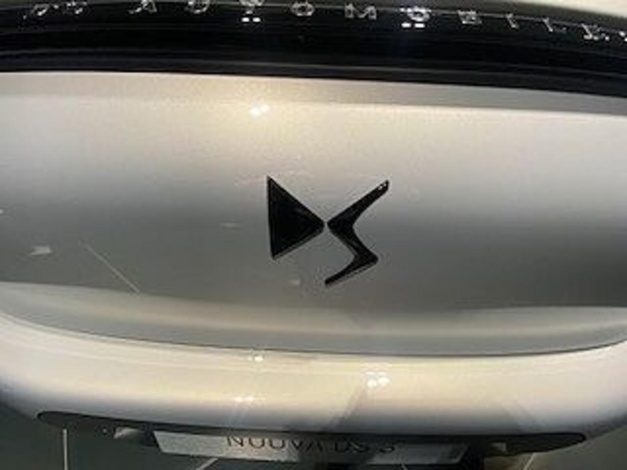 DS DS DS 3 usata, con 8 marce