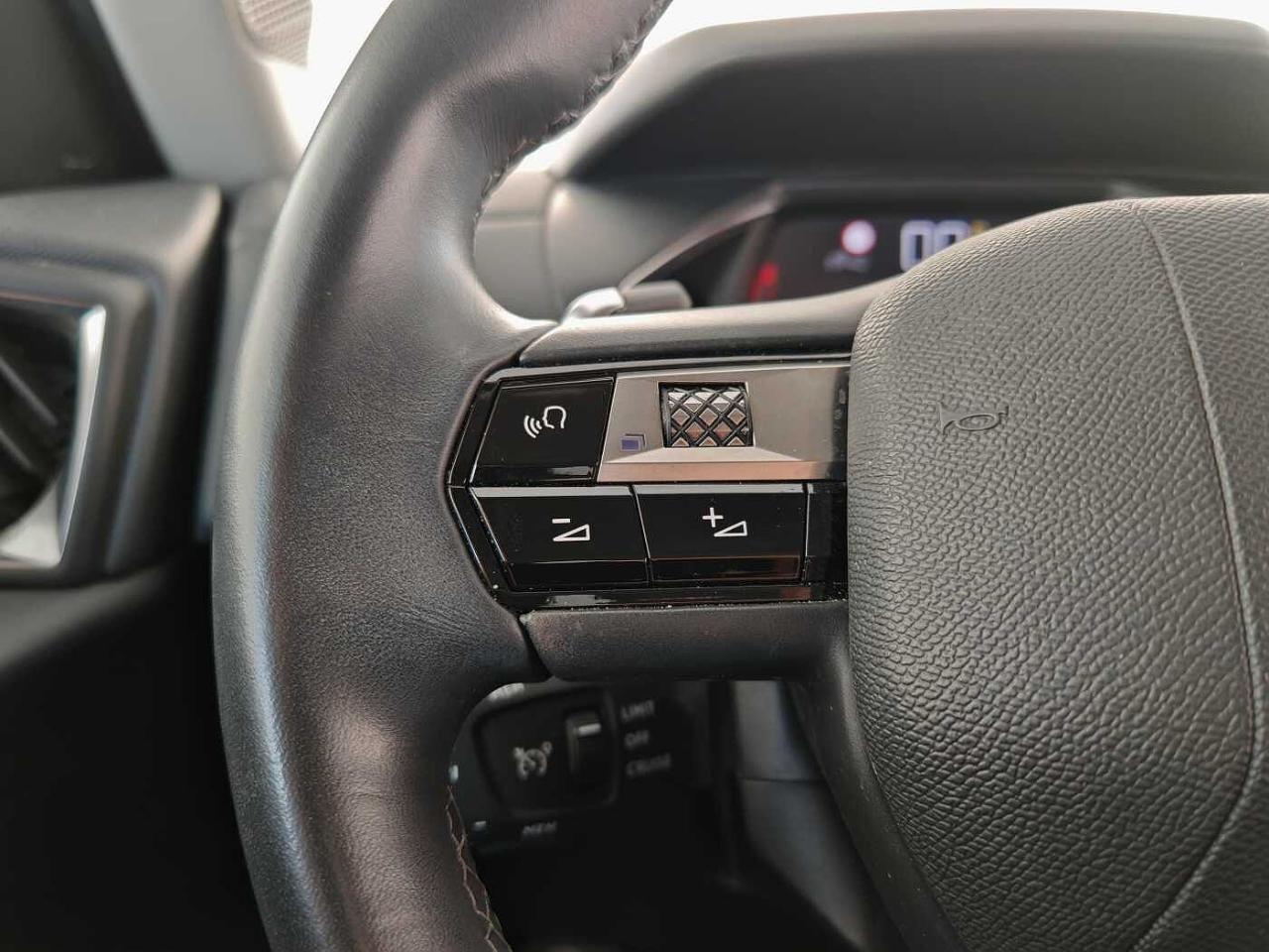 DS DS DS 3 usata, con cerchi in lega leggera