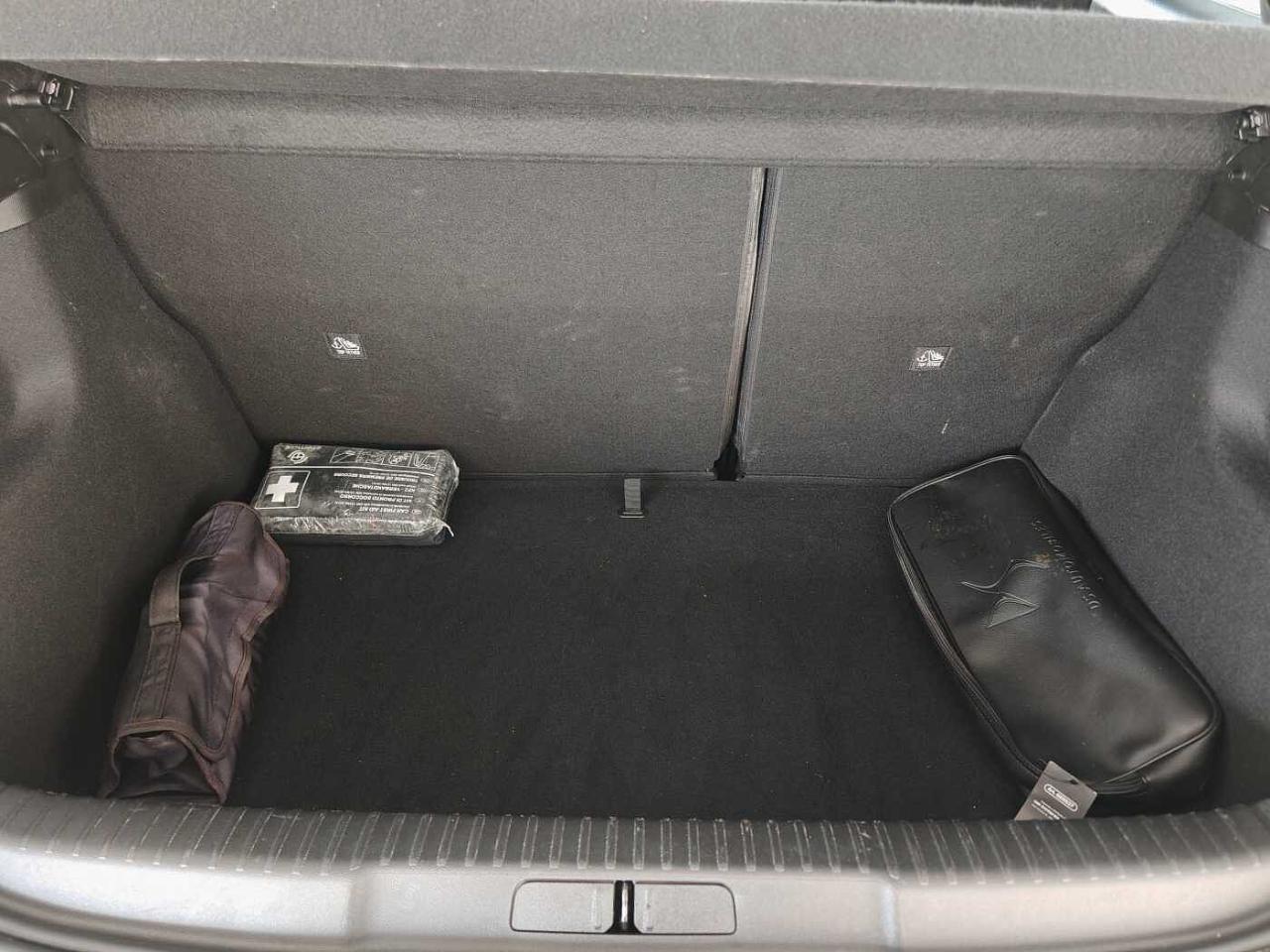 DS DS DS 3 usata, con cruise control con riconoscimento segnali stradali e limitazione automatica della velocità