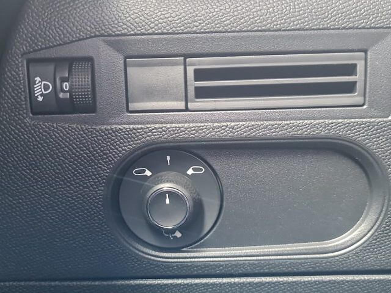 DS DS DS 3 usata, con sensori parcheggio posteriori