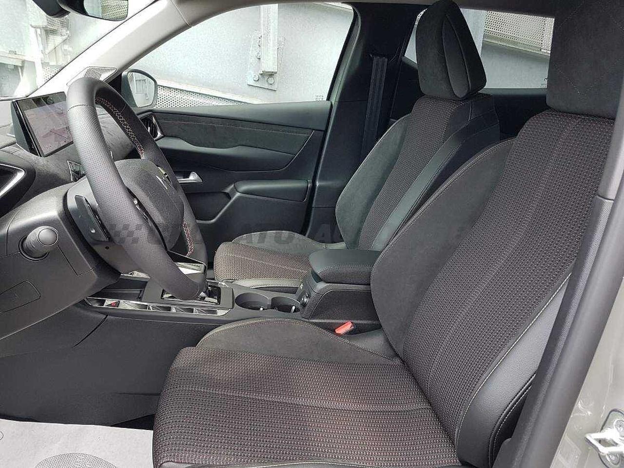 DS DS DS 3 usata, con 8 marce