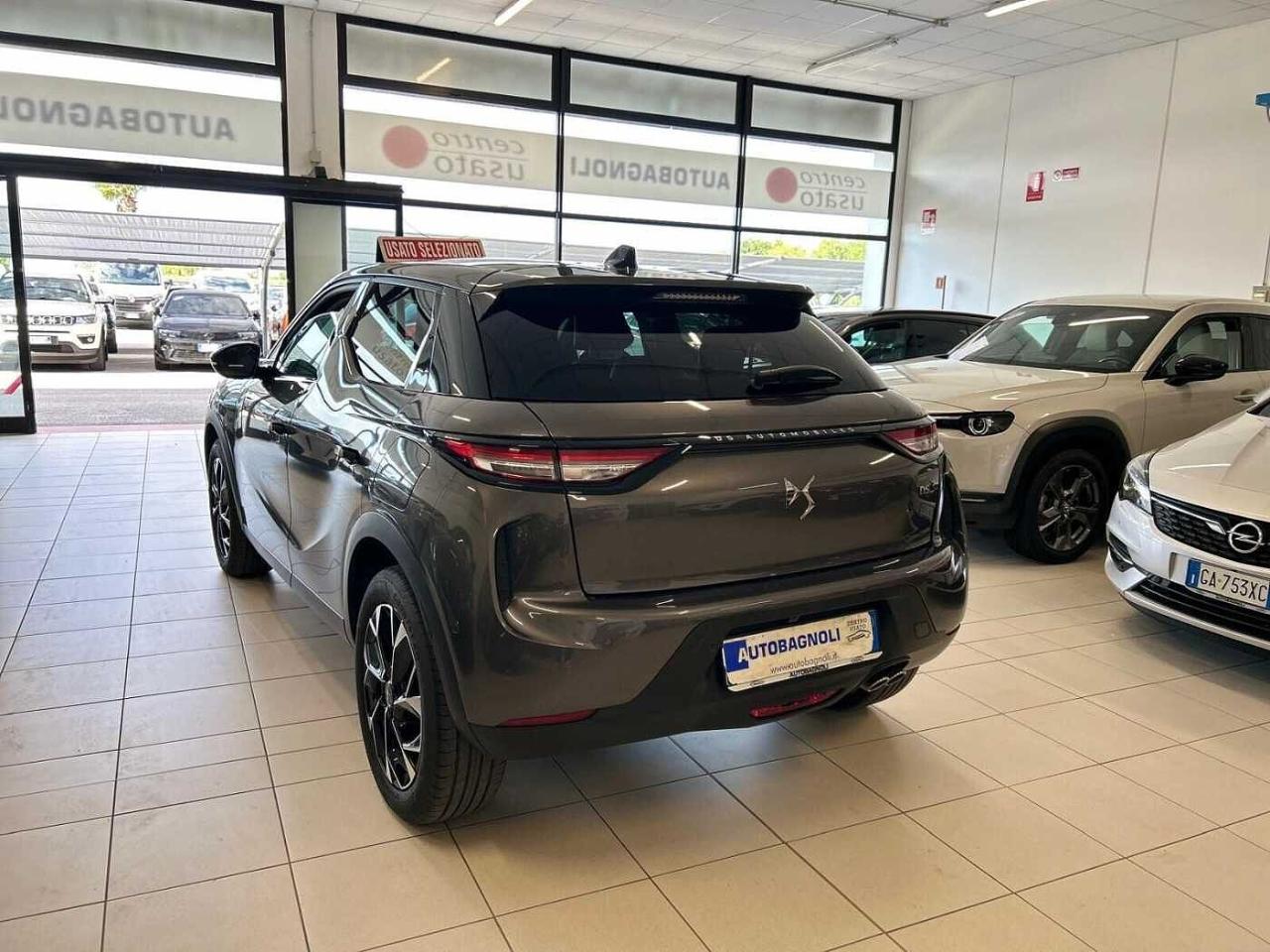 DS DS DS 3 usata, con calandra nera lucido