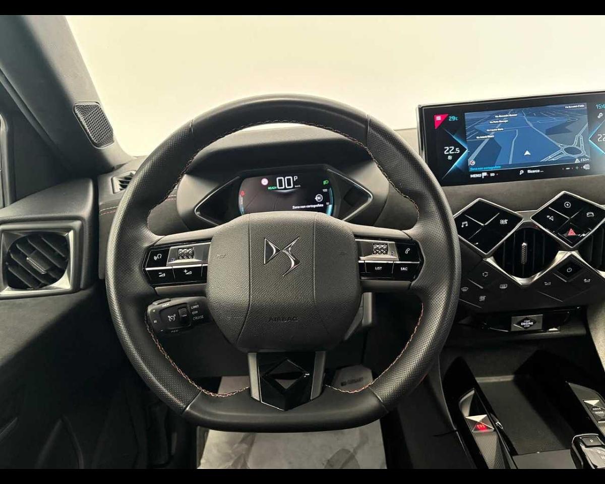 DS DS DS 3 usata, con assistenza alla frenata