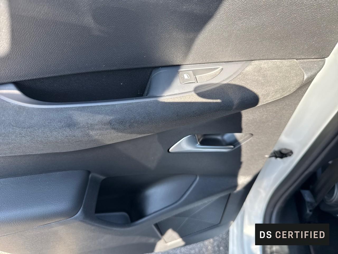 DS DS DS 3 Crossback usata, con alzacristalli elettrici anteriori e posteriori , numero ad impulso 2