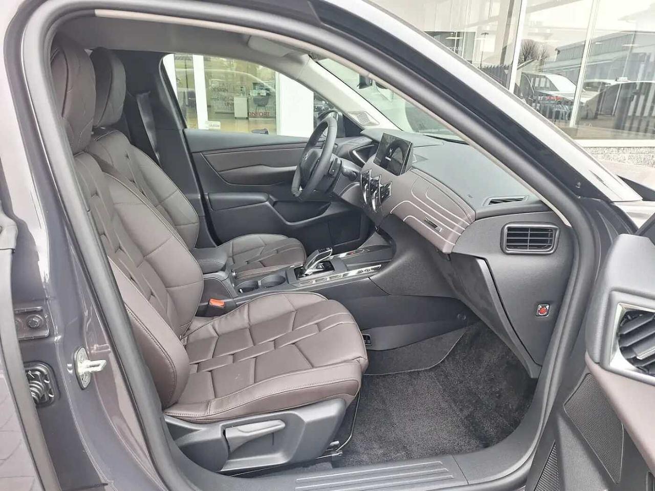 DS DS DS 3 Crossback usata, con 5 porte