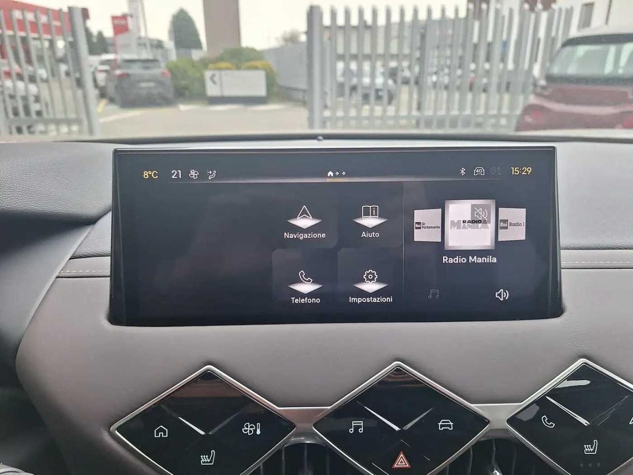 DS DS DS 3 Crossback usata, con 6 marce