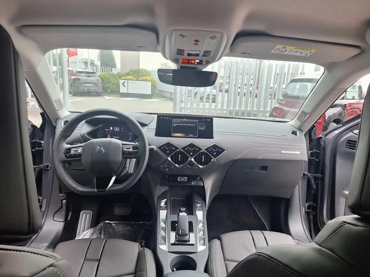 DS DS DS 3 Crossback usata, con assistenza alla frenata