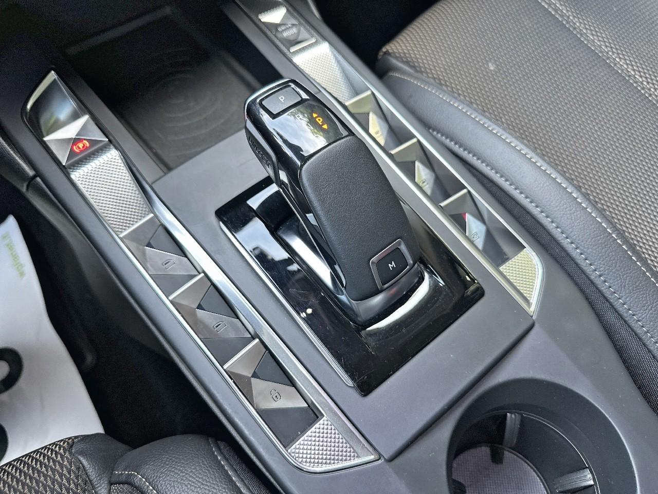 DS DS DS 3 Crossback usata, con alzacristalli elettrici anteriori e posteriori , numero ad impulso 2