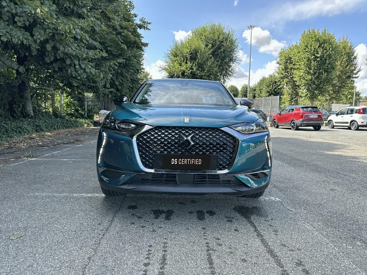 DS DS DS 3 Crossback usata, con attivazione vocale include sistema audio, include comandi telefono, include comandi sistema navigazione e include comandi climatizzatore