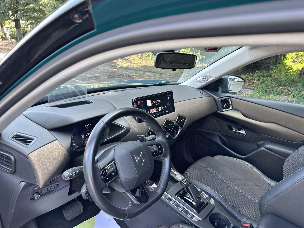 DS DS DS 3 Crossback usata, con comandi audio al volante