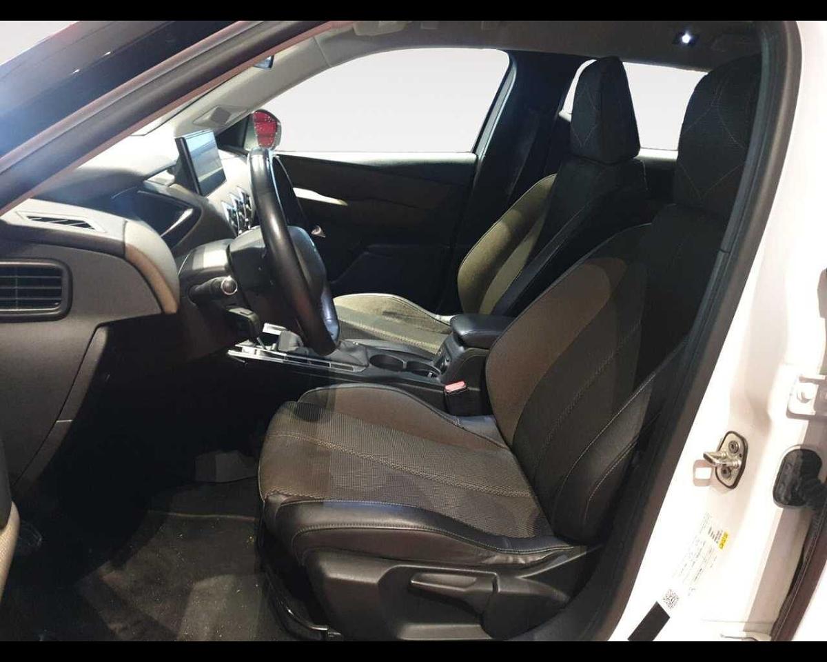 DS DS DS 3 Crossback usata, con 5 porte