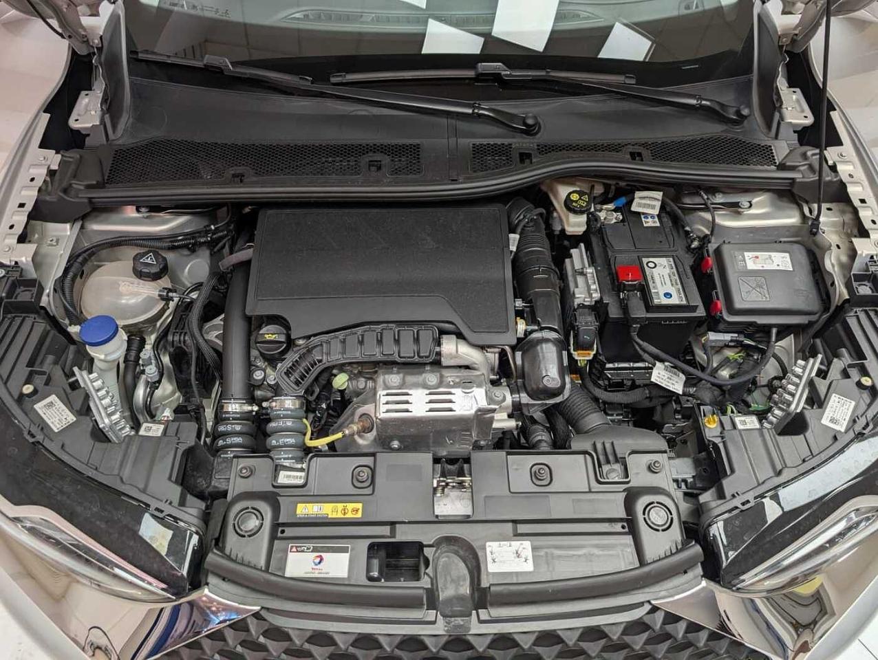 DS DS DS 3 Crossback usata, con Climatizzatore