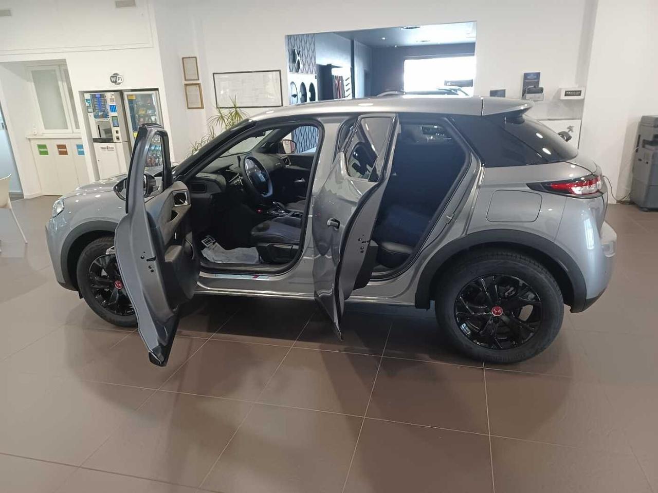 DS DS DS 3 Crossback usata, con 8 marce