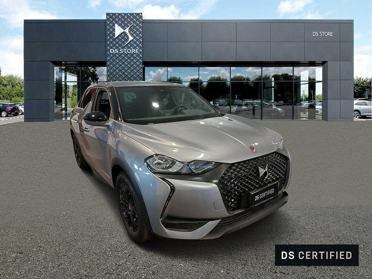 DS DS DS 3 Crossback usata, con calandra nera lucido