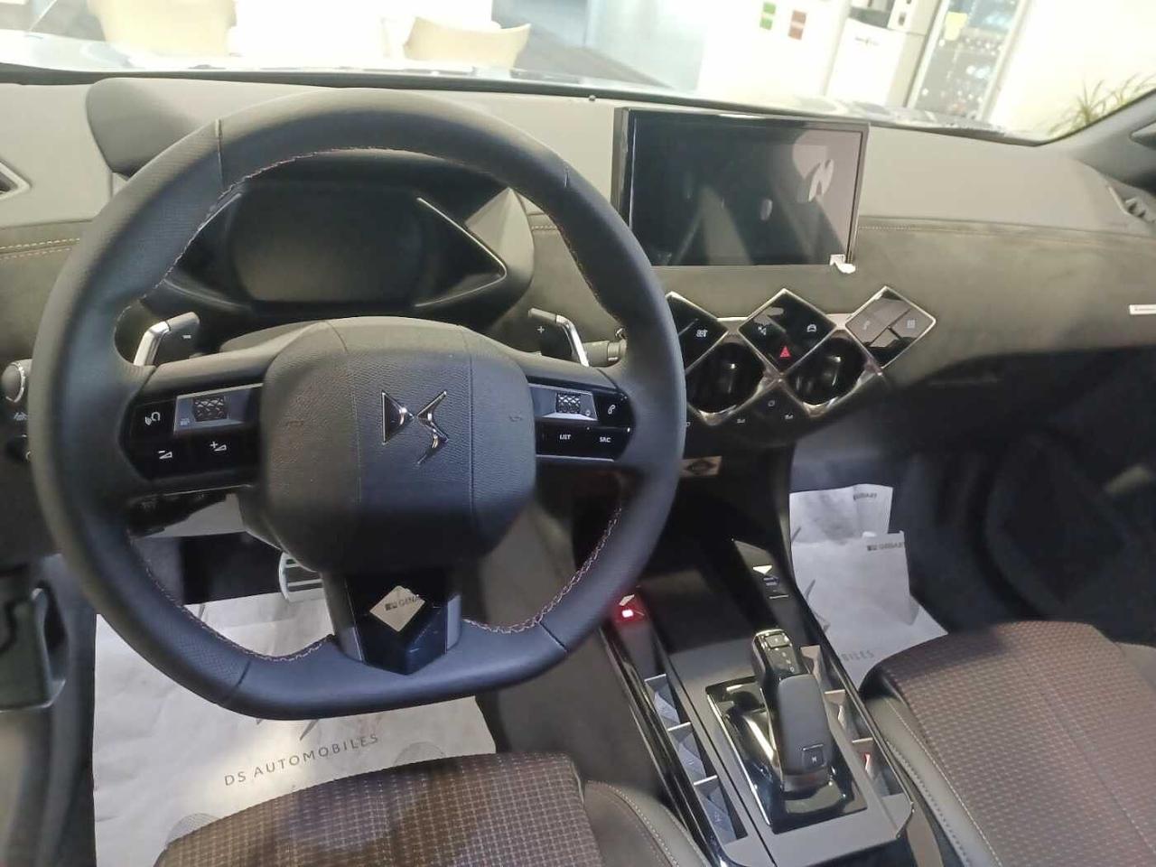 DS DS DS 3 Crossback usata, con cruise control con riconoscimento segnali stradali e limitazione automatica della velocità