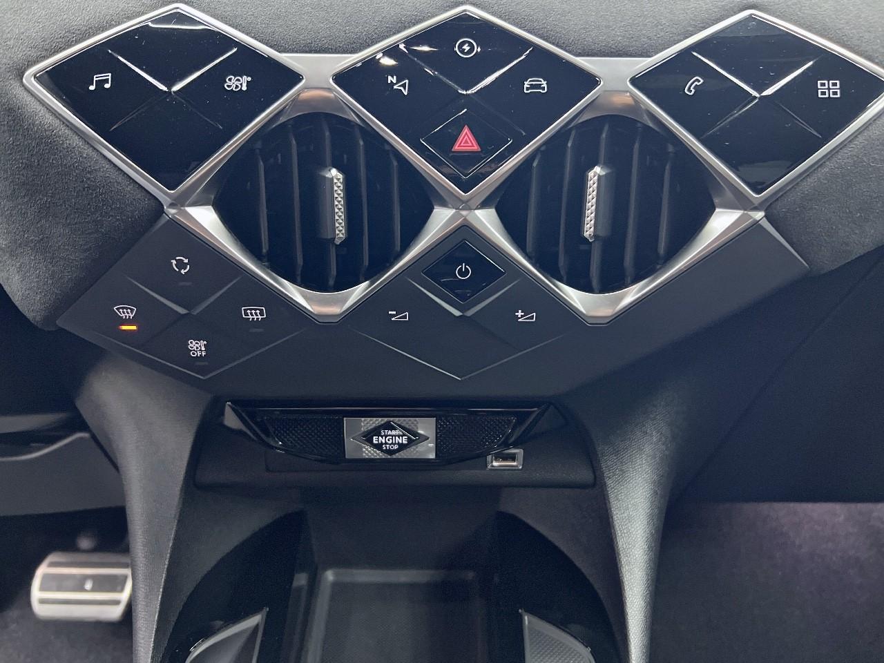 DS DS DS 3 Crossback usata, con Vetri Oscurati