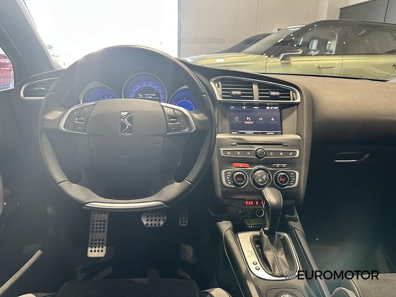 DS DS DS 4 usata, con mezzapelle