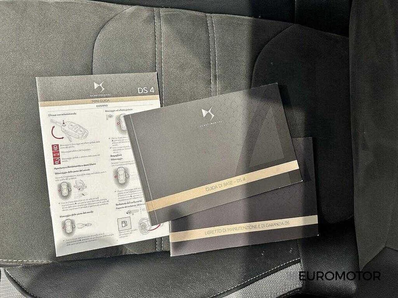 DS DS DS 4 usata, con touchscreen