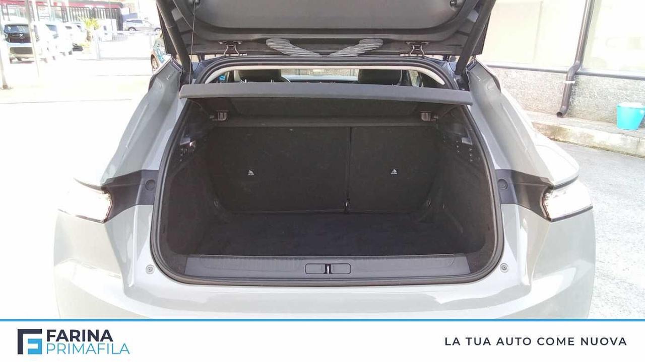 DS DS DS 4 usata, con bracciolo porta oggetti