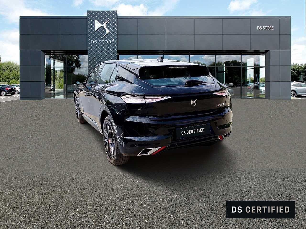 DS DS DS 4 usata, con cerchi in lega leggera