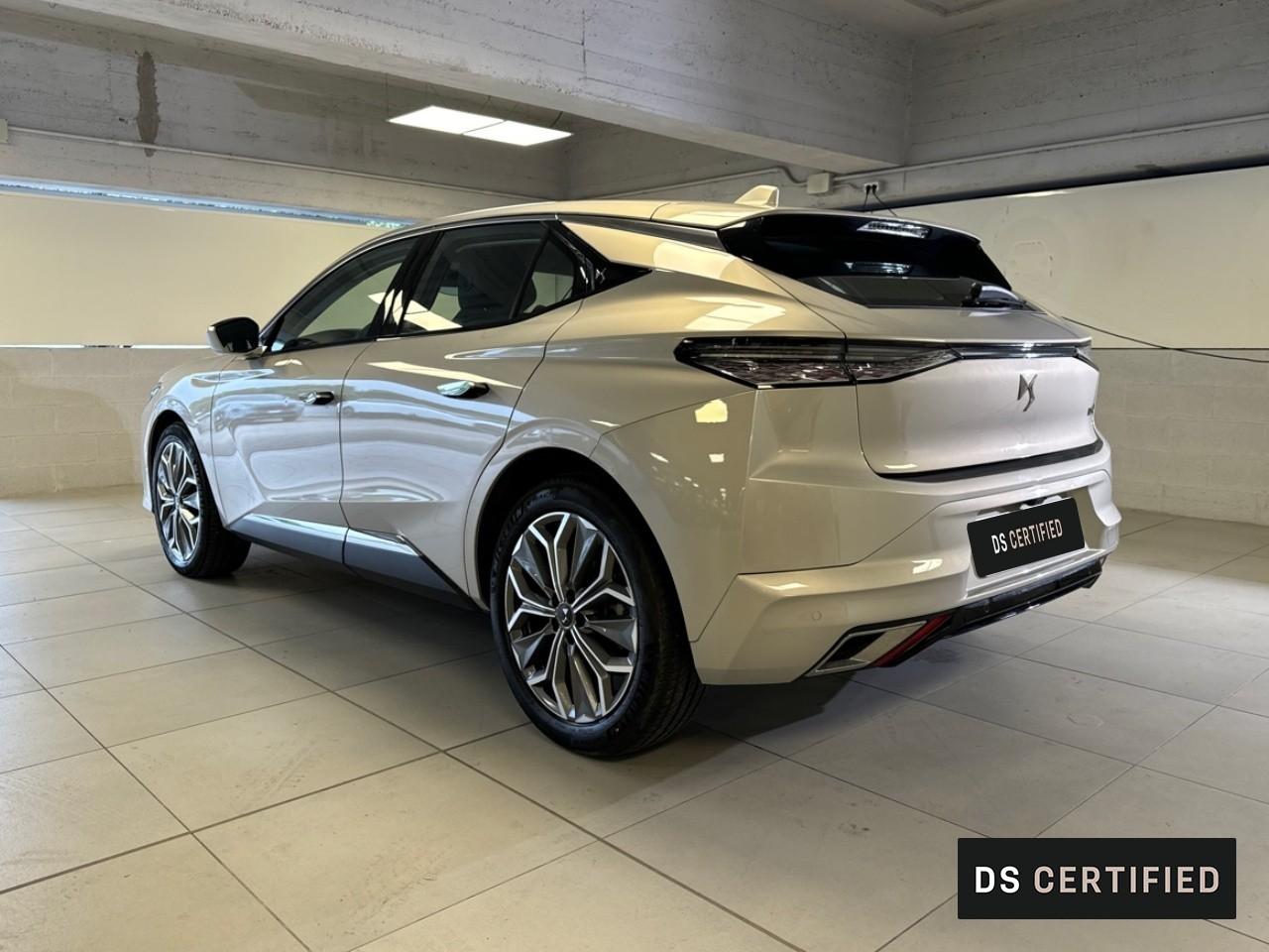 DS DS DS 4 usata, con cinture sicurezza post. conducente con pretensionatori, cinture sicurezza post. passeggero con pretensionatori, cinture sicurezza post. centrale a 3 punti