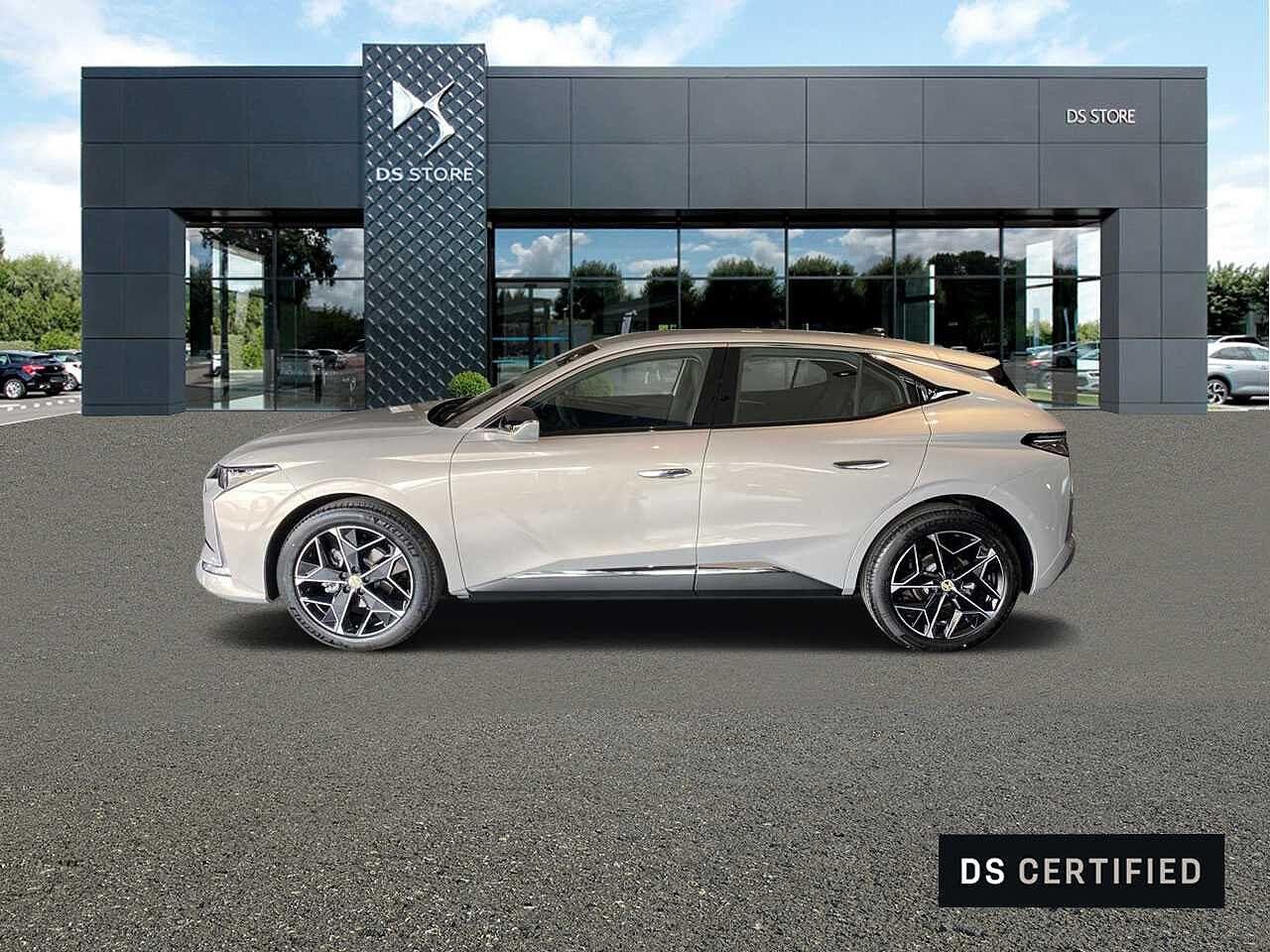 DS DS DS 4 usata, con Advanced Emergency Brake System con radar e telecamera