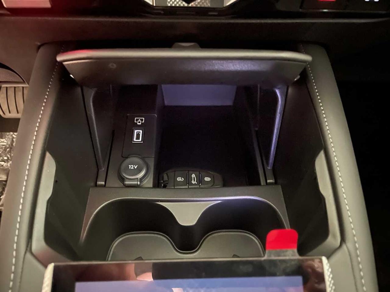 DS DS DS 4 usata, con 8 marce