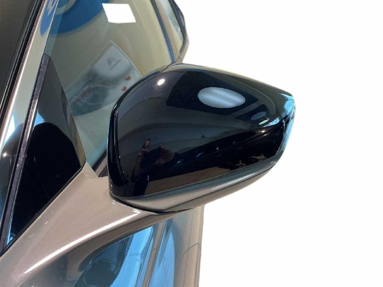 DS DS DS 4 usata, con 2 prese usb posteriori