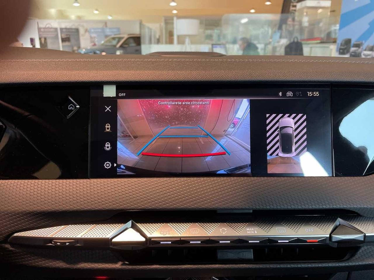 DS DS DS 4 usata, con bracciolo porta oggetti