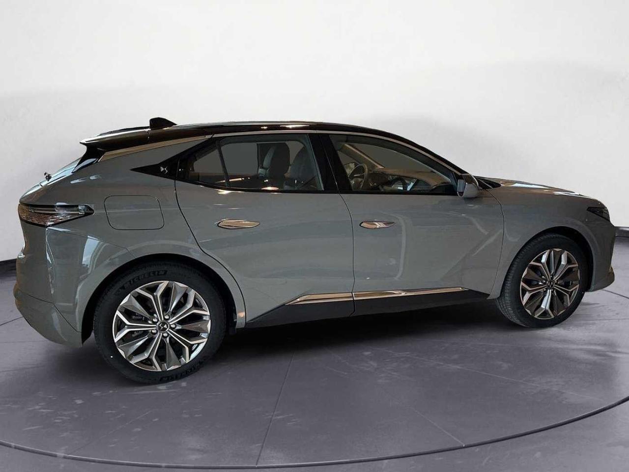 DS DS DS 4 usata, con dab radio