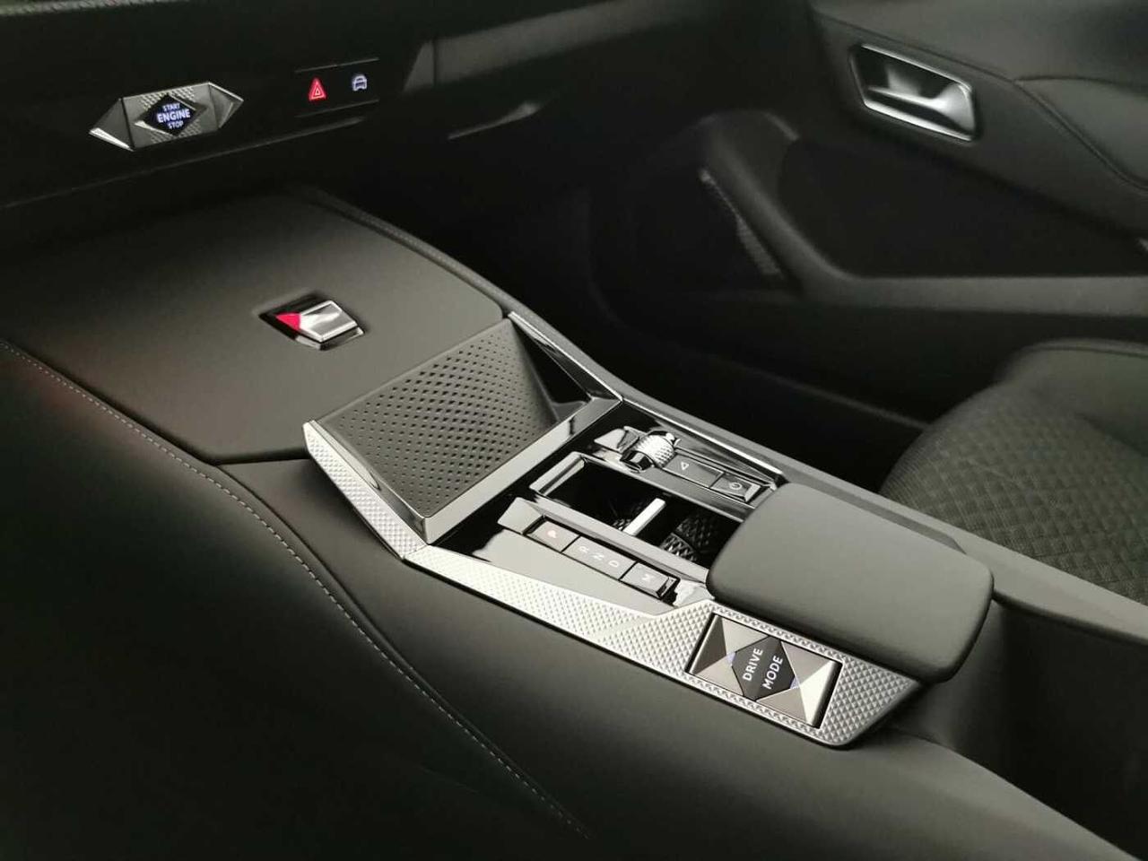 DS DS DS 4 usata, con trazione anteriore