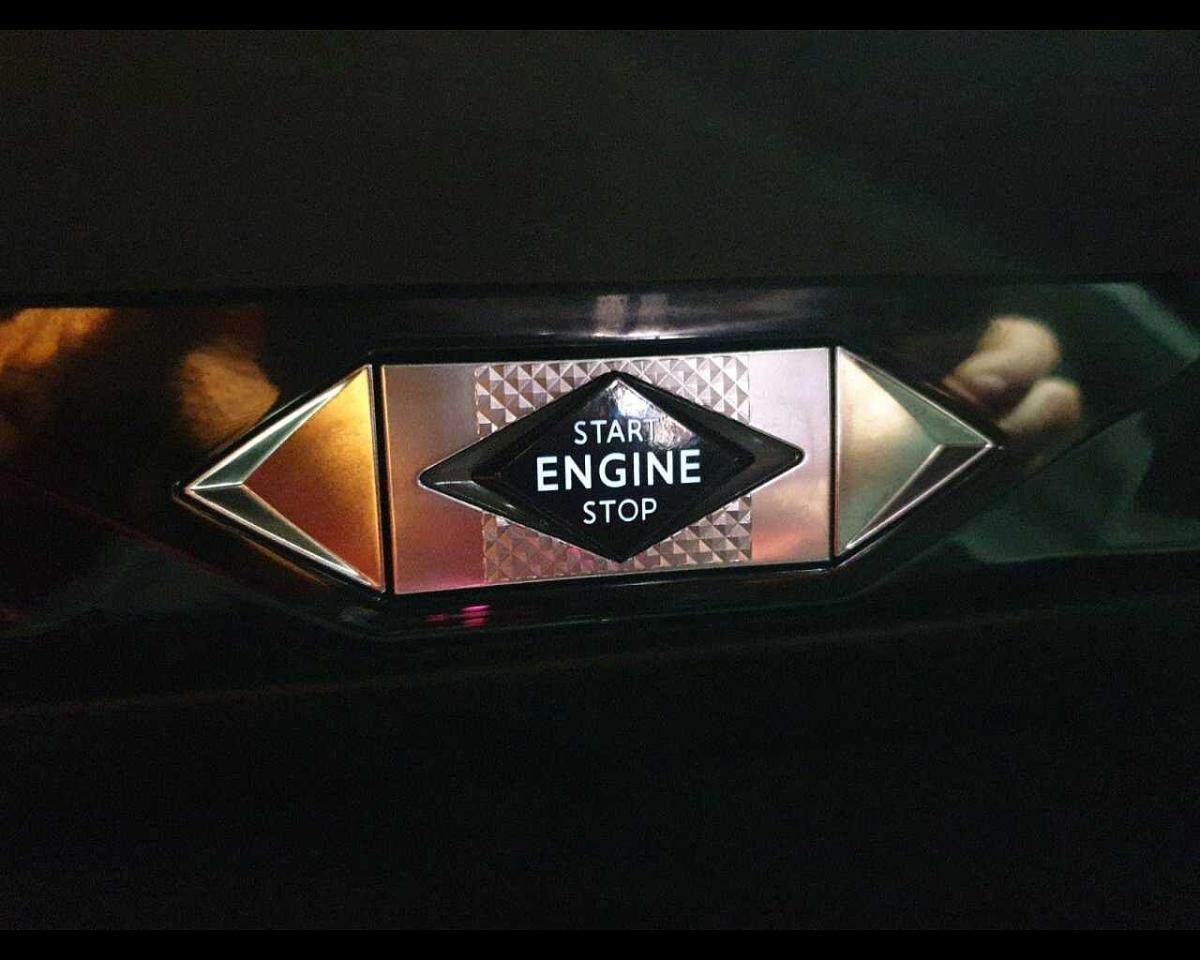 DS DS DS 4 usata, con attacchi isofix (sedile passeggero e 2 posteriori)