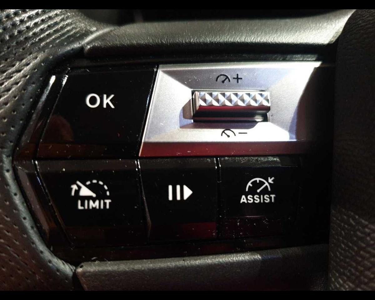 DS DS DS 4 usata, con cerchi in lega leggera