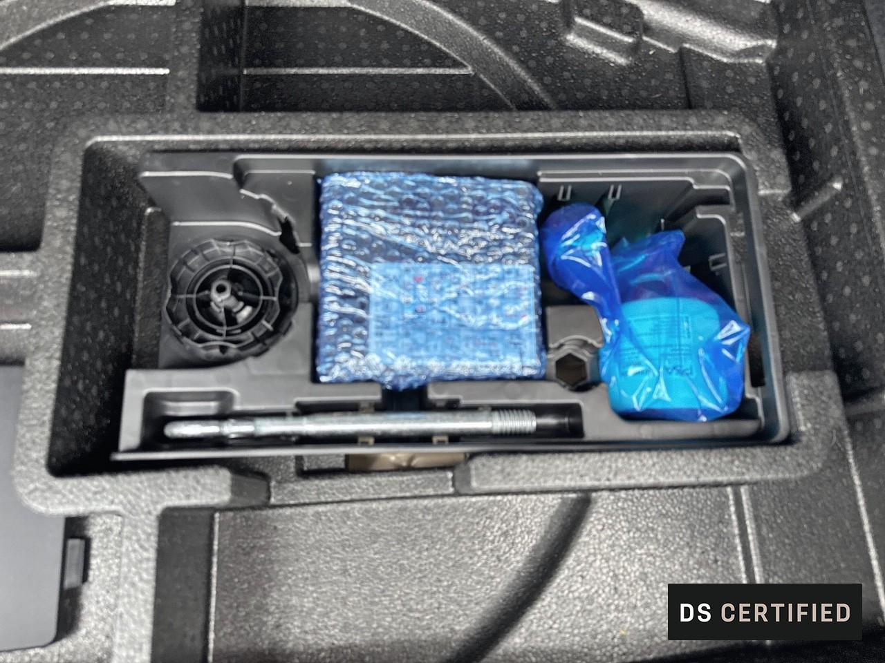 DS DS DS 4 usata, con 7,00 display multifunzionale Pannello strumenti 1 e 17,8, 10,30 display multifunzionale touch screen, Plancia centrale 1, 26,2, fisso, controllo con t pad e no