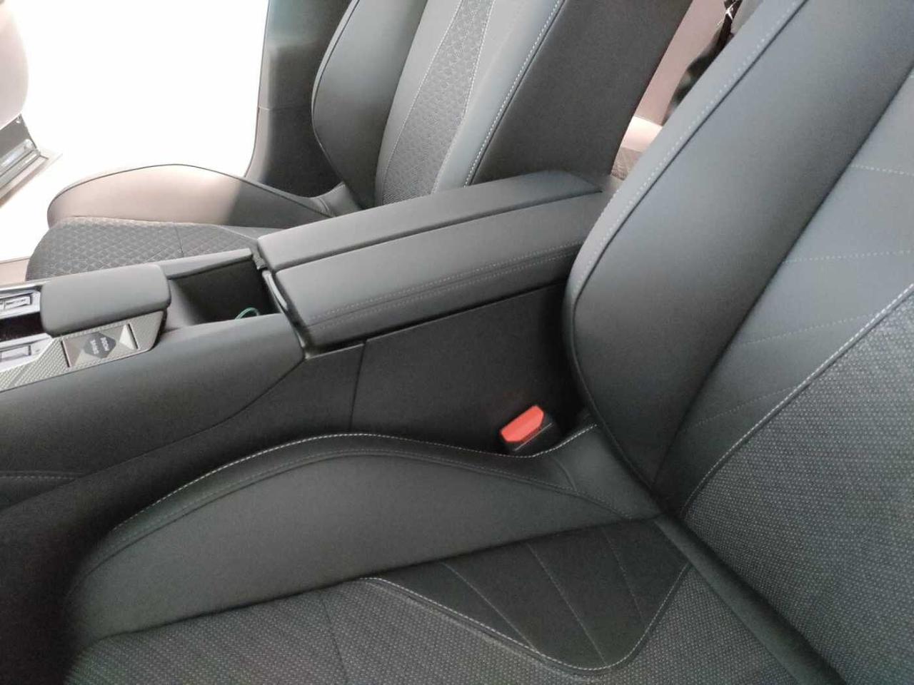 DS DS DS 4 usata, con assistenza alla frenata