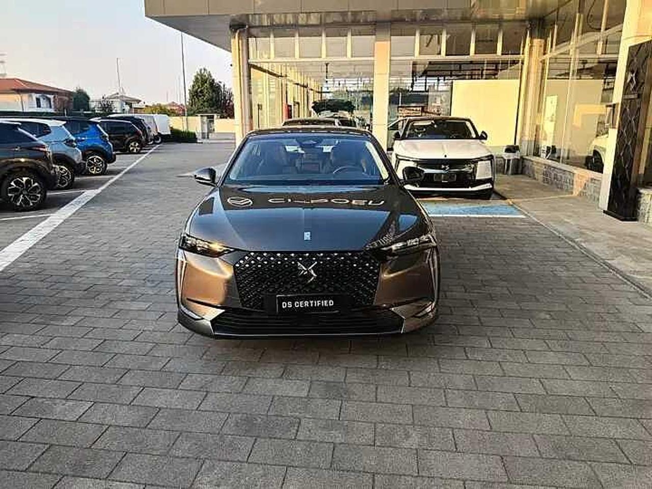 DS DS DS 4 usata, con Advanced Emergency Brake System con radar e telecamera