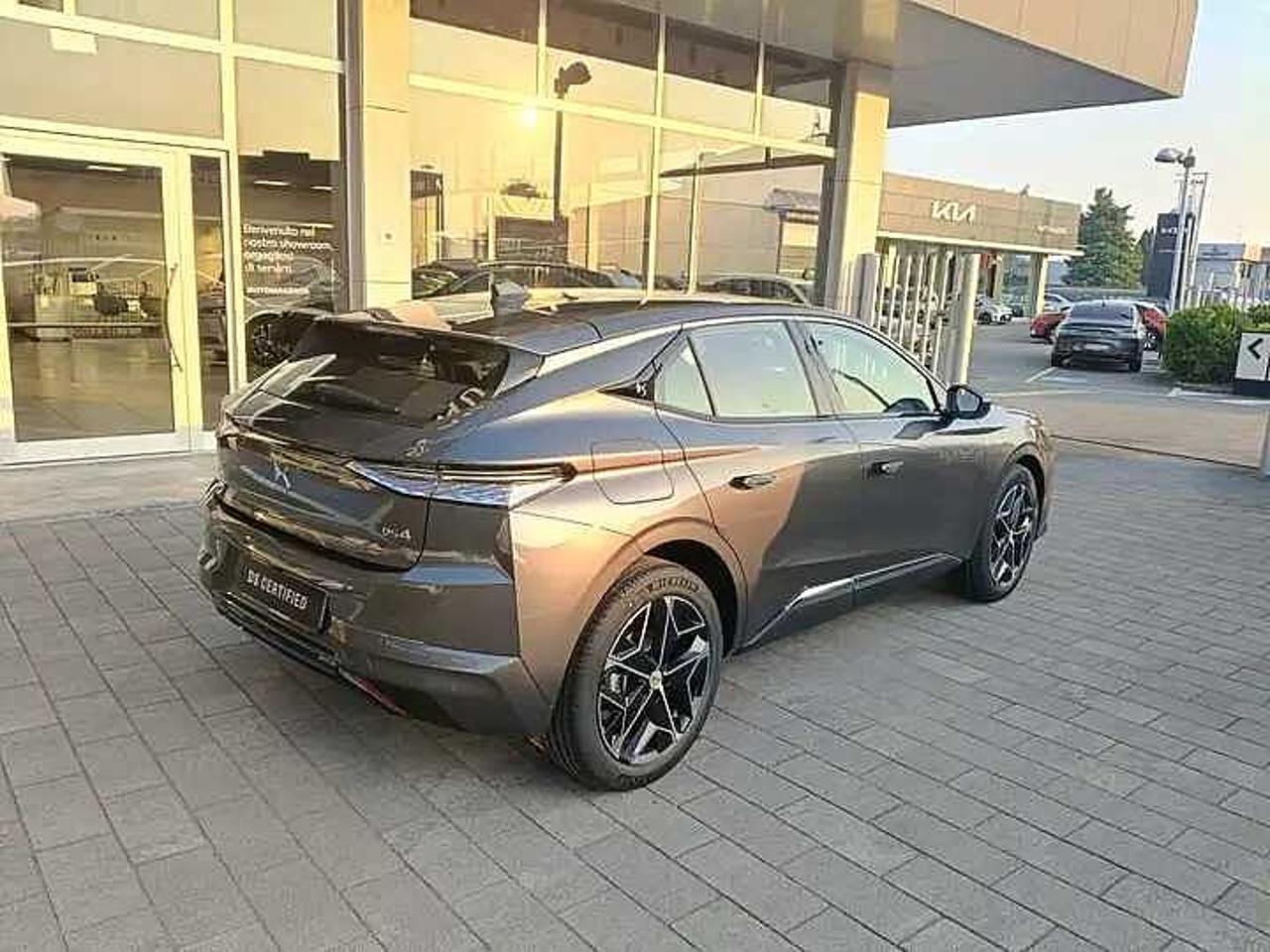 DS DS DS 4 usata, con android auto & apple carplay