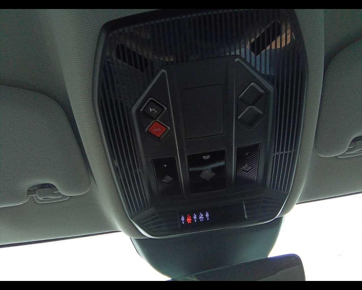 DS DS DS 4 usata, con Advanced Emergency Brake System con radar e telecamera