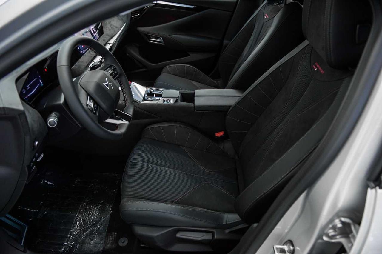 DS DS DS 4 usata, con calandra glossy black