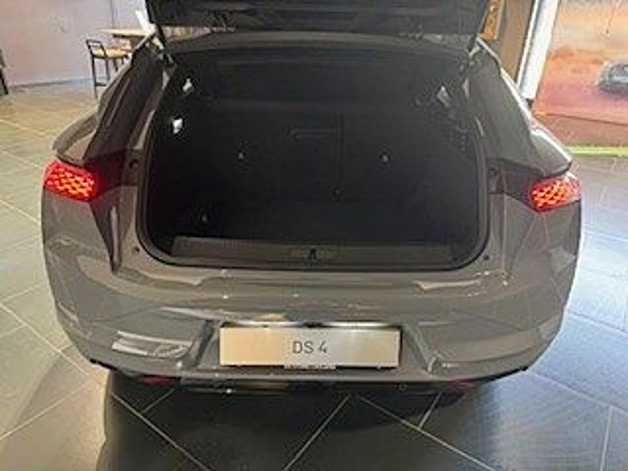DS DS DS 4 usata 26