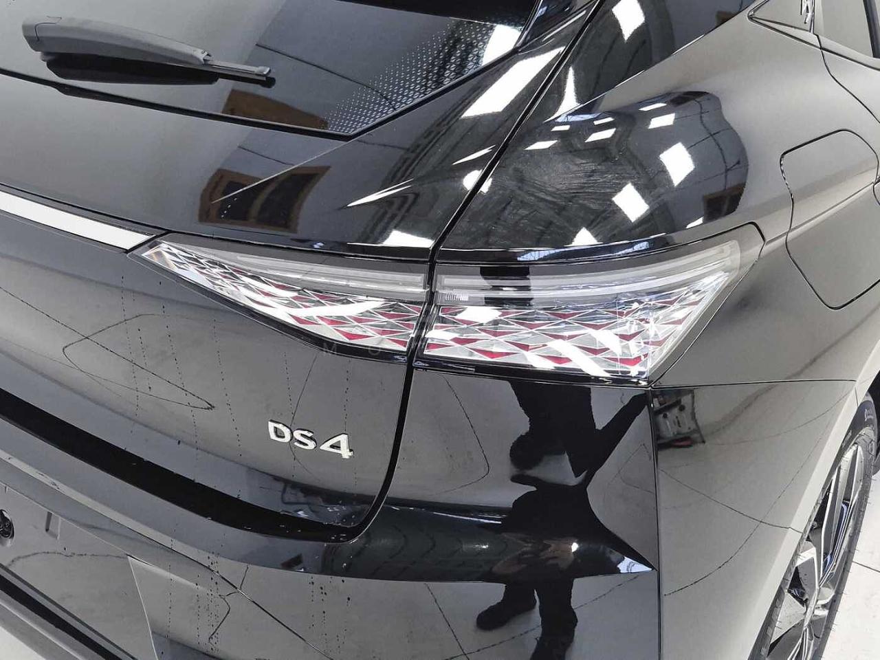 DS DS DS 4 usata 18